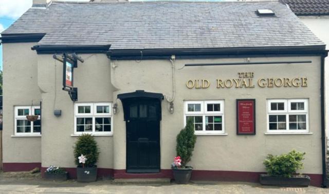 Hotel The Old Royal George Ainderby Steeple Exterior foto
